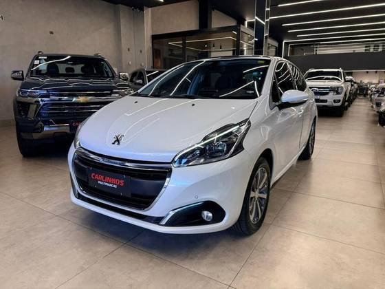PEUGEOT 208 1.6 GRIFFE 16V FLEX 4P AUTOMÁTICO PEUGEOT 208 1.6 GRIFFE 16V FLEX 4P AUTOMÁTICO